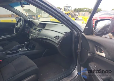 2009 Honda Accord 2.4 Lx z USA, uszkodzony, nr VIN JHMCP26359C017425